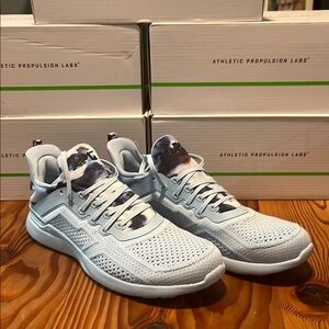 APL TECHLOOM TRACER 10.5 NIB**